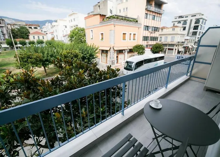 Διαμέρισμα Belajo And Jacuzzi !! Βόλος