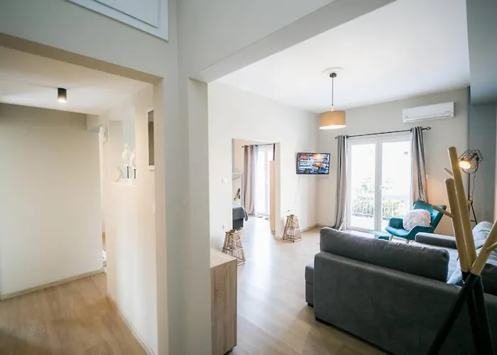 Διαμέρισμα Belajo And Jacuzzi !! Βόλος