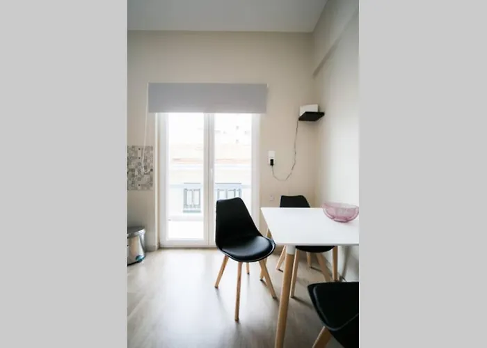 Belajo And Jacuzzi !! Βόλος